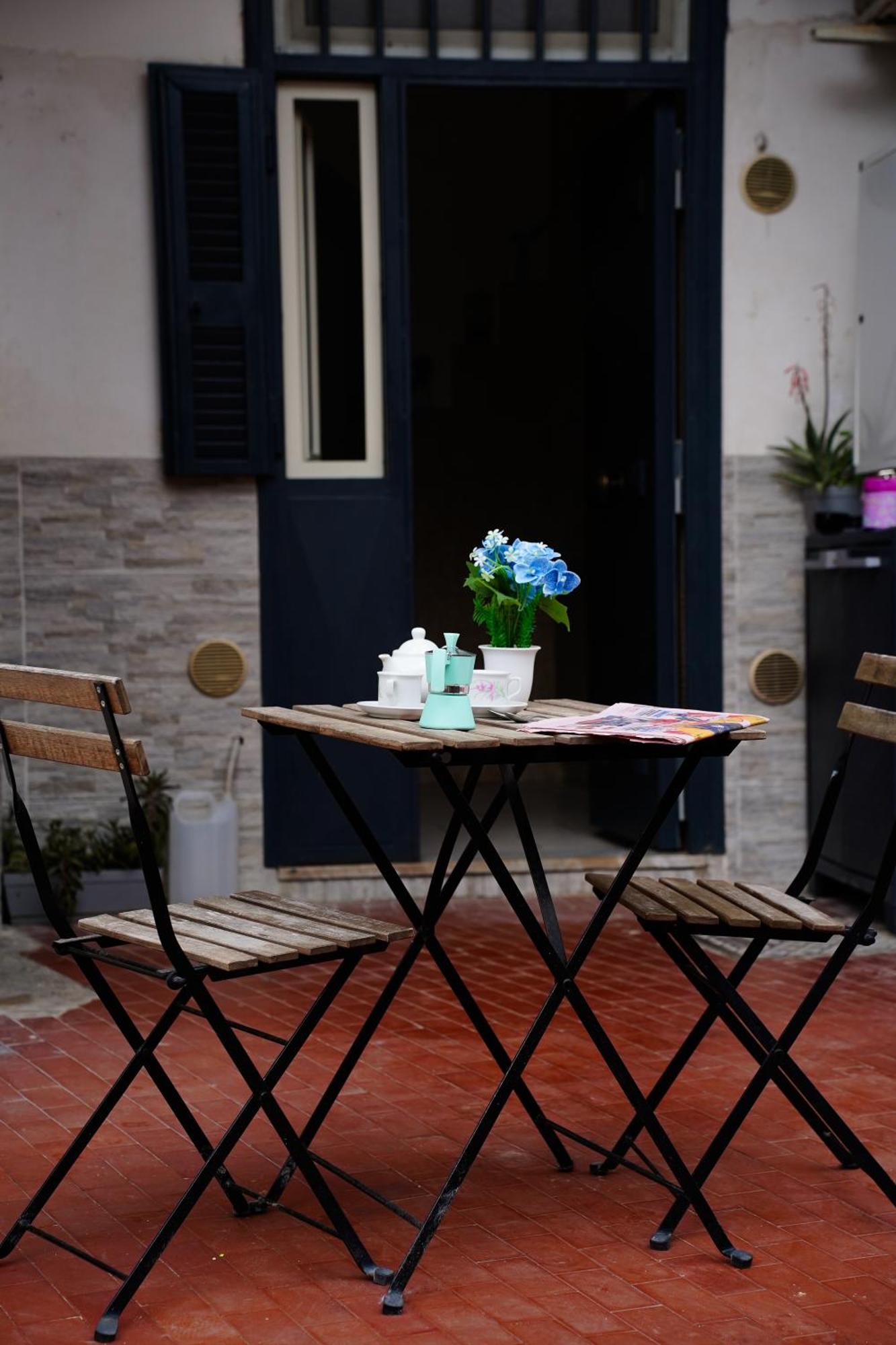 Casa Friends' House Napoli Leilighet Eksteriør bilde